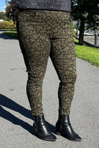 Lara 44 Ankelbyxa Dam Khaki Zabaione
