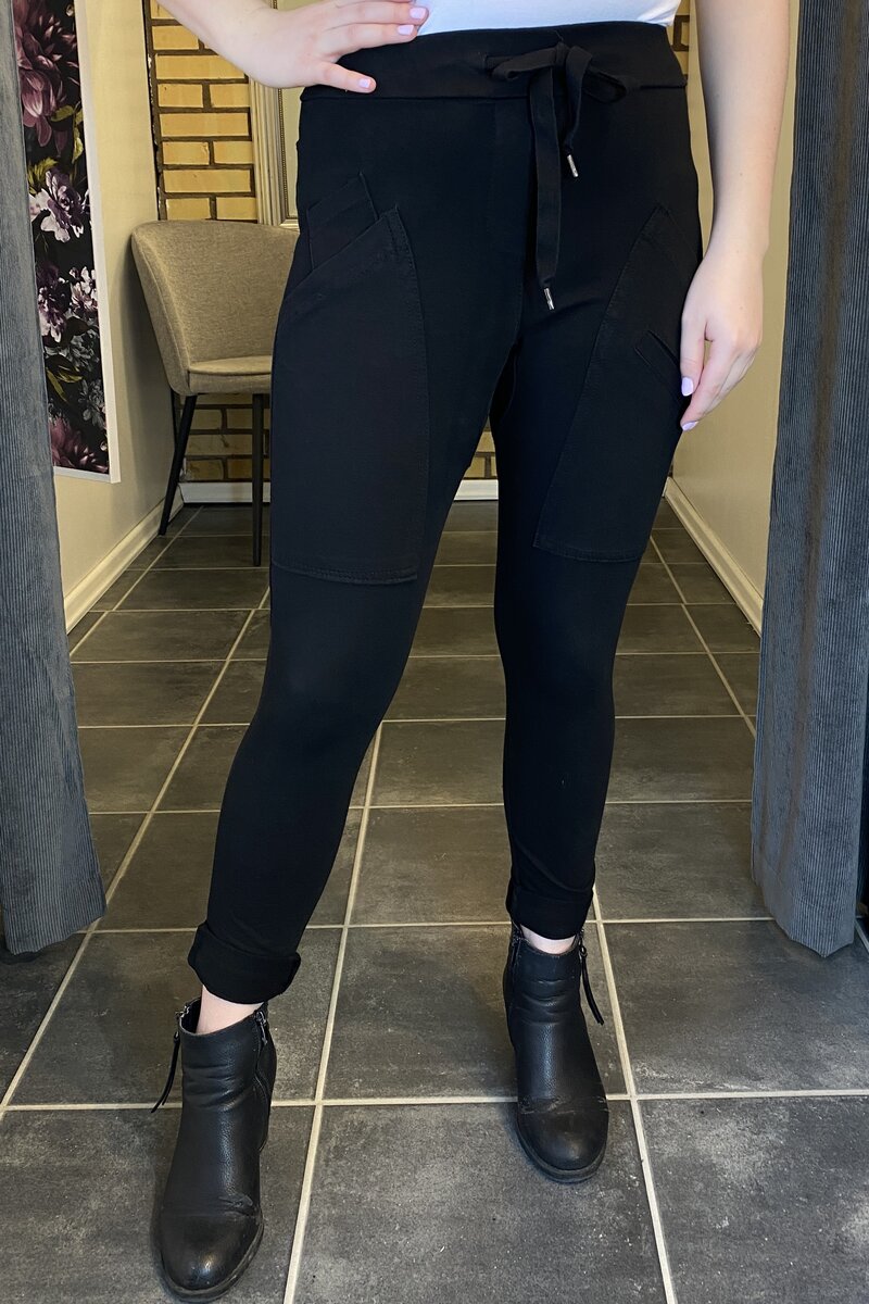 Lou Ankle Pants Women Black Zabaione