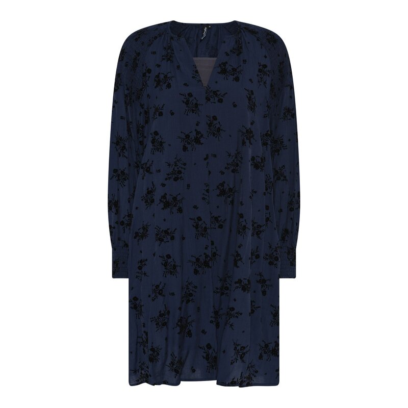 Soulmate-Ebba-Klanning-Dam-Dark-Navy-1